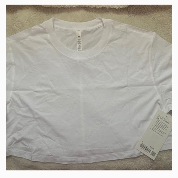 Lululemon all yours crop tee in white - Picture 2 of 3